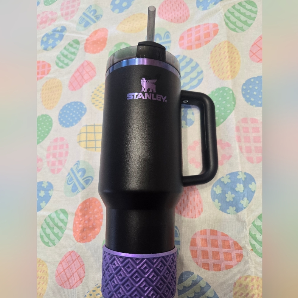 STANLEY 40 oz Black Chroma w/matching Grit & Grace Boot